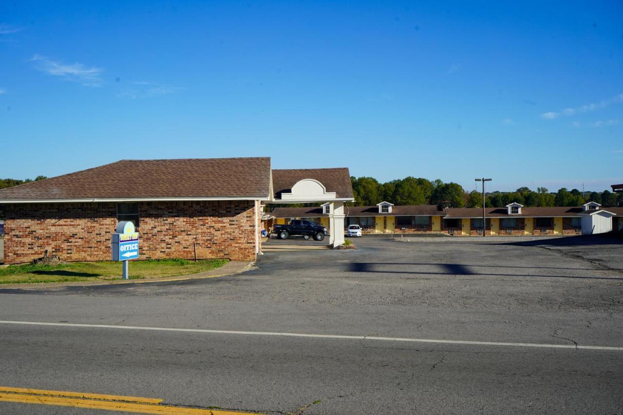 Sunset Inn Clarksville Экстерьер фото