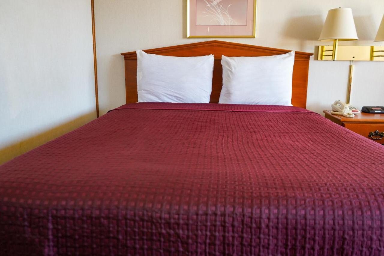 Sunset Inn Clarksville Экстерьер фото